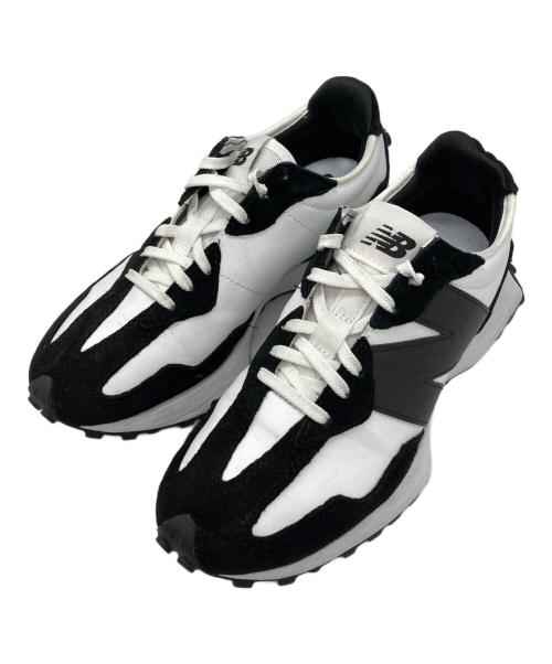 NEW BALANCE（ニューバランス）NEW BALANCE (ニューバランス) Women's 327 ローカットスニーカー ブラック×ホワイト サイズ:25.5の古着・服飾アイテム