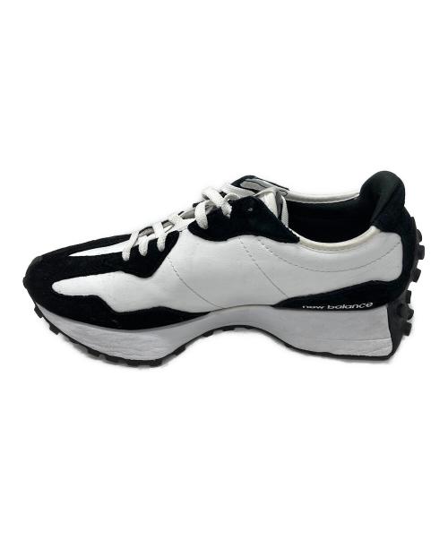 NEW BALANCE（ニューバランス）NEW BALANCE (ニューバランス) Women's 327 ローカットスニーカー ブラック×ホワイト サイズ:25.5の古着・服飾アイテム