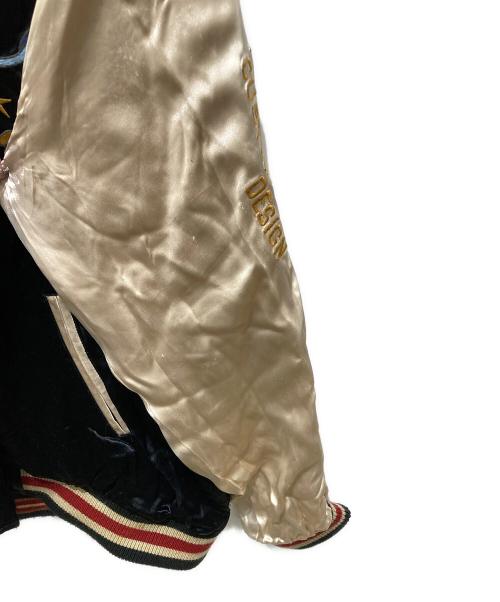 VANSON（バンソン）VANSON (バンソン) LOONEY TUNES (ルーニーチューンズ) リバーシブル刺繍スカジャン ブラック サイズ:XLの古着・服飾アイテム