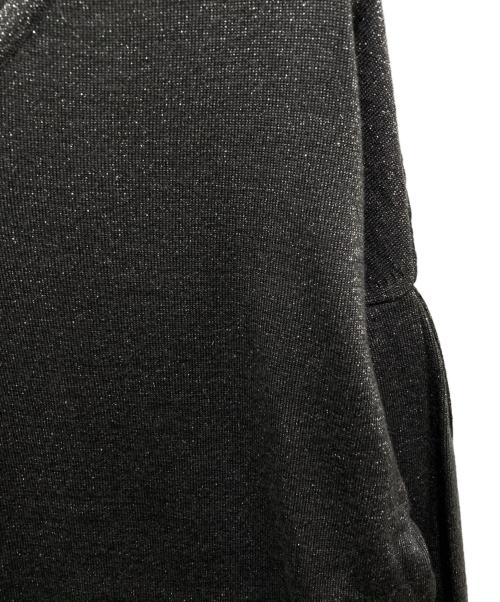UNTITLED（アンタイトル）UNTITLED (アンタイトル) ラメニット グレー サイズ:44 未使用品の古着・服飾アイテム