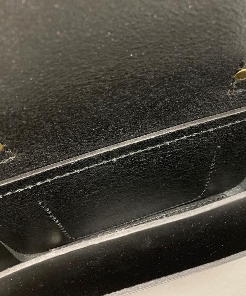 Herz（ヘルツ）Herz (ヘルツ) 二本ベルトの2wayミニバッグ ブラックの古着・服飾アイテム