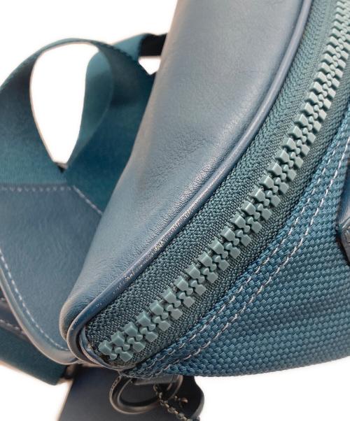 COACH（コーチ）COACH (コーチ) TERRAIN BELT BAG　ボディバッグ ブルーの古着・服飾アイテム