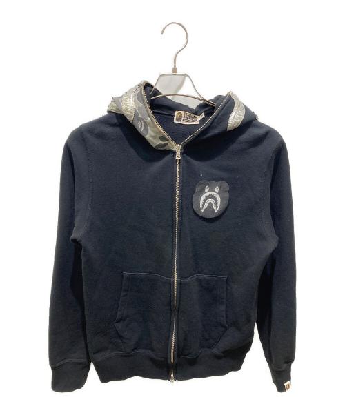 A BATHING APE（アベイシングエイプ）A BATHING APE (アベイシングエイプ) MEDICOM TOY (メディコムトイ) shark full zip hoodie ブラック サイズ:Mの古着・服飾アイテム