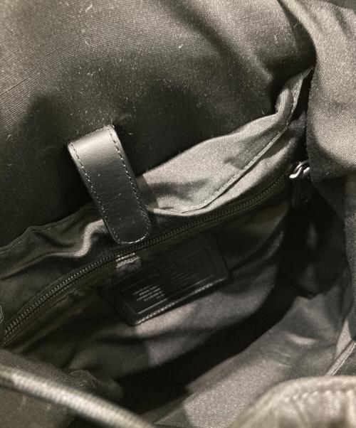 COACH（コーチ）COACH (コーチ) パーフォレイテッド　PERFORATED BACKPACK ブラックの古着・服飾アイテム