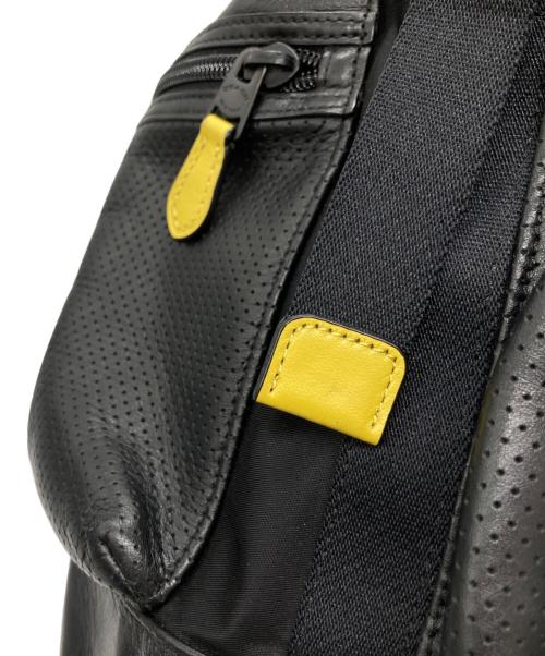 COACH（コーチ）COACH (コーチ) パーフォレイテッド　PERFORATED BACKPACK ブラックの古着・服飾アイテム