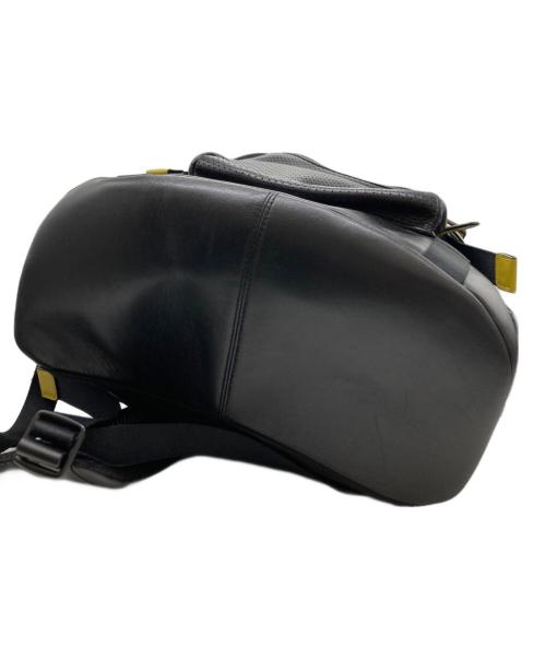 COACH（コーチ）COACH (コーチ) パーフォレイテッド　PERFORATED BACKPACK ブラックの古着・服飾アイテム