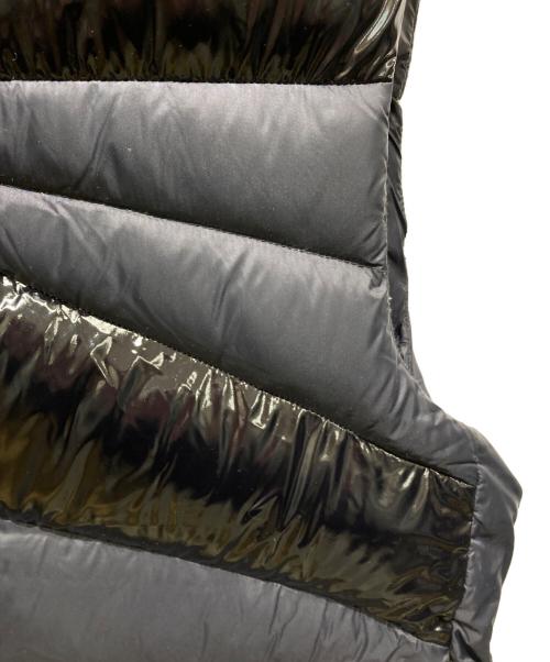 ARMANI EXCHANGE（アルマーニ エクスチェンジ）ARMANI EXCHANGE (アルマーニ エクスチェンジ) 切替ダックダウンベスト ブラック サイズ:Ｌの古着・服飾アイテム