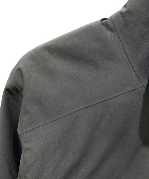 ARC'TERYX（アークテリクス）ARC'TERYX (アークテリクス) CAMOSUN PARKA　	カモーソンパーカ グレー サイズ:Mの古着・服飾アイテム