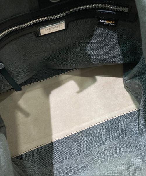 IACUCCI（イアクッチ）IACUCCI (イアクッチ) ソルベットM CORDURA/RUGA グレーの古着・服飾アイテム