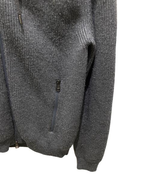 MONCLER（モンクレール）MONCLER (モンクレール) MAGLIONE TRICOT CARDIGAN　マリオーネ トリコ カーディガン グレー サイズ:Ｍの古着・服飾アイテム