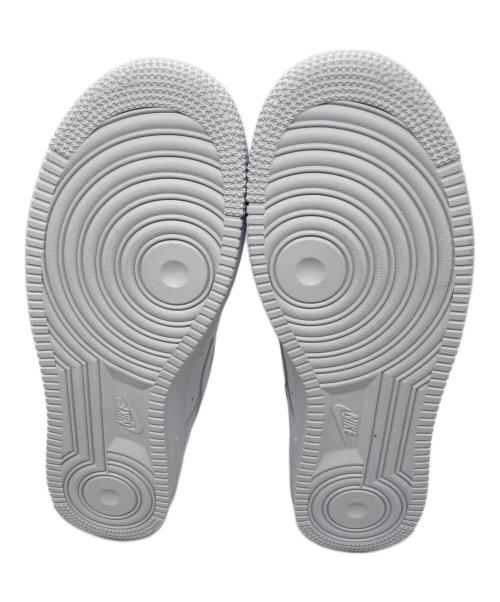 NIKE（ナイキ）NIKE (ナイキ) AIR FORCE1 LOW　ローカットスニーカー ホワイト サイズ:28 未使用品の古着・服飾アイテム