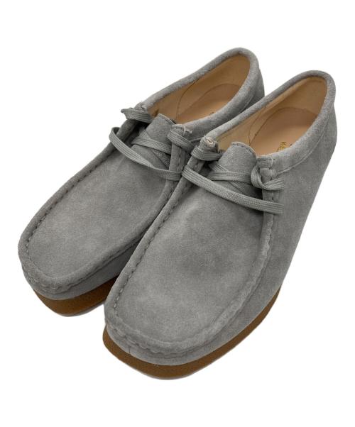 CLARKS（クラークス）CLARKS (クラークス) ワラビーシューズ グレー サイズ:5.5の古着・服飾アイテム