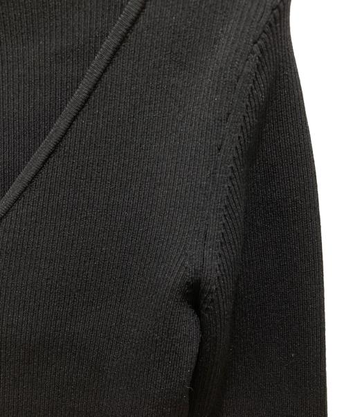 Apuweiser-riche（アプワイザーリッシェ）Apuweiser-riche (アプワイザーリッシェ) 変形ボタン カーデ 黄緑 カーディガン ブラック サイズ:2 未使用品の古着・服飾アイテム