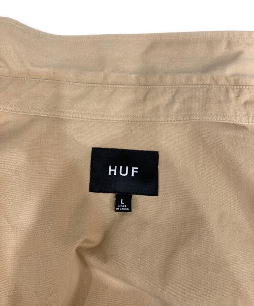 HUF（ハフ）HUF (ハフ) 半袖シャツ ベージュ サイズ:Lの古着・服飾アイテム
