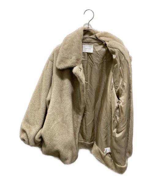 CASA FLINE（カーサフライン）CASA FLINE (カーサフライン) スタンドカラーリサイクルファーコート ベージュ サイズ:Ｆの古着・服飾アイテム