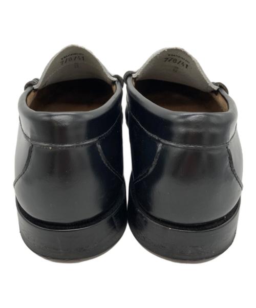 G.H.BASS（ジーエイチバス）G.H.BASS (ジーエイチバス) WEEJUN HERITAGE/ペニーローファー ブラック×ホワイト サイズ:7/8/41の古着・服飾アイテム