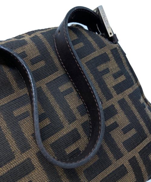 FENDI（フェンディ）FENDI (フェンディ) マンマバゲット　ワンショルダーバッグ ブラウンの古着・服飾アイテム