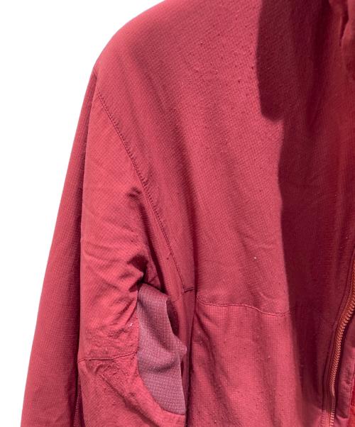 ARC'TERYX（アークテリクス）ARC'TERYX (アークテリクス) ATOM LT HOODY　アトムLTフーディー レッド サイズ:記載なしの為実寸参照の古着・服飾アイテム