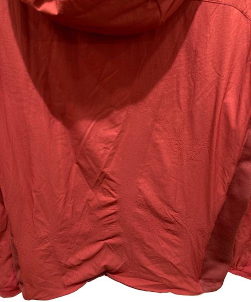 ARC'TERYX（アークテリクス）ARC'TERYX (アークテリクス) ATOM LT HOODY　アトムLTフーディー レッド サイズ:記載なしの為実寸参照の古着・服飾アイテム