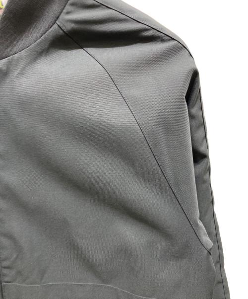 NIKE（ナイキ）NIKE (ナイキ) SB ISO JACKET グレー サイズ:Ｍの古着・服飾アイテム