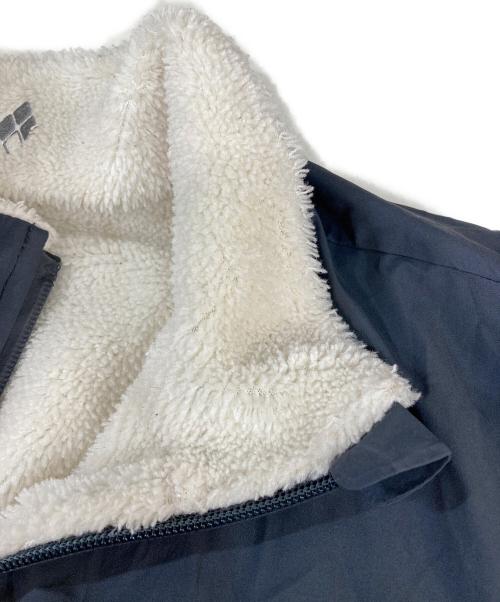 mont-bell（モンベル）mont-bell (モンベル) クリマエア リバーシブル ジャケット ネイビー×ホワイト サイズ:Ｌの古着・服飾アイテム