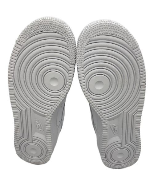 NIKE（ナイキ）NIKE (ナイキ) SUPREME (シュプリーム) エアフォース 1 ロー　AIR FORCE1 LOW ホワイト サイズ:28の古着・服飾アイテム