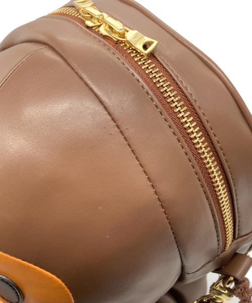 BAPE BY A BATHING APE（ベイプバイアベイシングエイプ）BAPE BY A BATHING APE (ベイプバイアベイシングエイプ) BABY MILO PLUSH DOLL CHAIN SHOULDER BAG　ベイビーマイロプラッシュドールチェーンショルダーバッグ ブラウンの古着・服飾アイテム