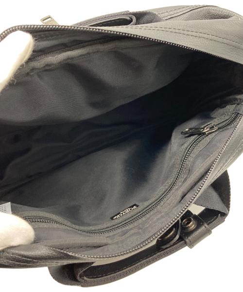 PORTER（ポーター）PORTER (ポーター) ショルダーバッグ　GUARD ブラックの古着・服飾アイテム