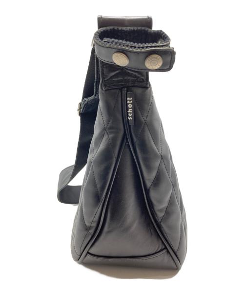 Schott（ショット）Schott (ショット) PADDED BANANA BAG　パデッドバナナバッグ ブラックの古着・服飾アイテム