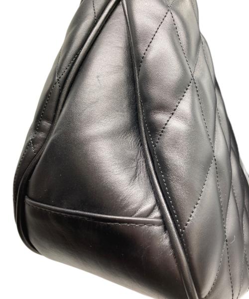 Schott（ショット）Schott (ショット) PADDED BANANA BAG　パデッドバナナバッグ ブラックの古着・服飾アイテム