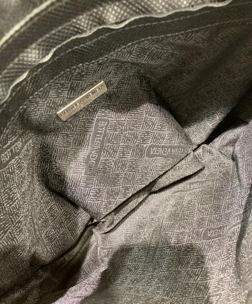 BOTTEGA VENETA（ボッテガベネタ）BOTTEGA VENETA (ボッテガベネタ) キルティングショルダーバッグ ブラックの古着・服飾アイテム