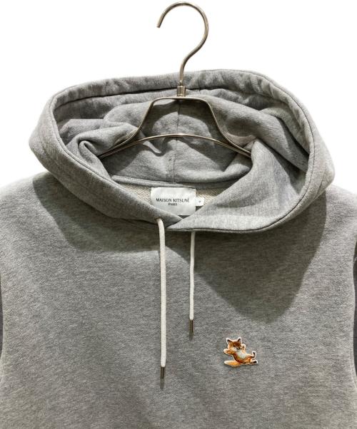 maison kitsune（メゾンキツネ）MAISON KITSUNE (メゾンキツネ) Chillax Fox パーカー グレー サイズ:Ｓの古着・服飾アイテム