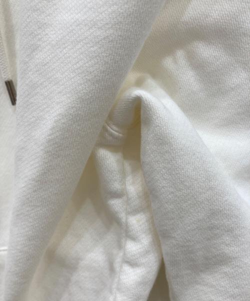 maison kitsune（メゾンキツネ）MAISON KITSUNE (メゾンキツネ) CHILLAX FOX PATCH CLASSIC HOODIE ホワイト サイズ:Ｓの古着・服飾アイテム