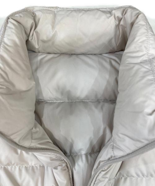 MONCLER（モンクレール）MONCLER (モンクレール) TREOMPAN　ロゴパッチダウンベスト ベージュ サイズ:1の古着・服飾アイテム