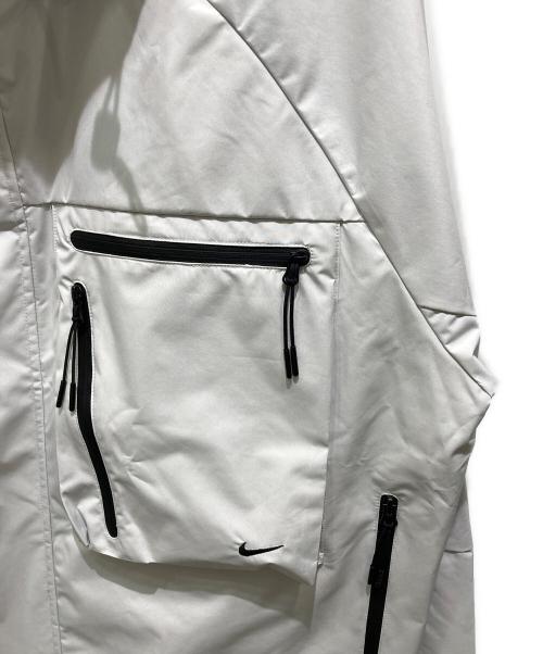NIKE（ナイキ）NIKE (ナイキ) Sportswear Tech Super Lightweight Jacket グレー サイズ:XLの古着・服飾アイテム
