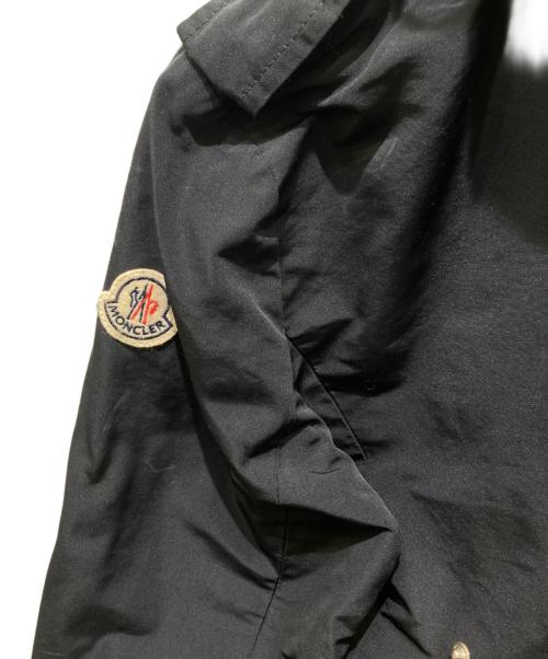 MONCLER（モンクレール）MONCLER (モンクレール) HIROMI　フーデッドショートトレンチコートート ネイビーの古着・服飾アイテム