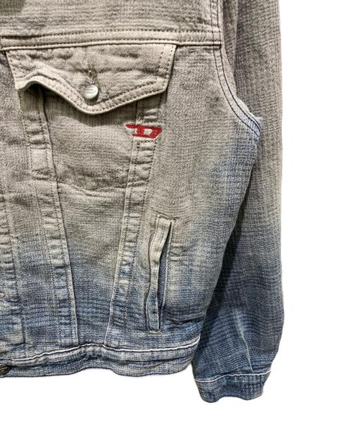DIESEL（ディーゼル）DIESEL (ディーゼル) D-RANGER　グラデーションデニムジャケット ブルー サイズ:Sの古着・服飾アイテム
