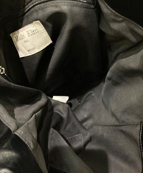 Matin Kim（マーティン・キム）Matin Kim (マーティン・キム) DOULE BELTED STRAP BIG BAG ブラックの古着・服飾アイテム