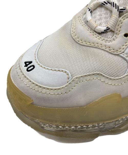 BALENCIAGA（バレンシアガ）BALENCIAGA (バレンシアガ) TRIPLE S CLEAR SOLE TRAINER ホワイト サイズ:26.5の古着・服飾アイテム