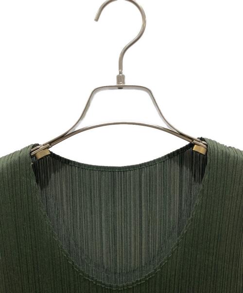 PLEATS PLEASE（プリーツプリーズ）PLEATS PLEASE (プリーツプリーズ) ノースリーブカットソー グリーン サイズ:Ｆの古着・服飾アイテム