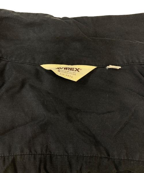 AVIREX（アヴィレックス）AVIREX (アヴィレックス) エンブロイダリー スーベニアシャツ グリーン サイズ:Ｌの古着・服飾アイテム