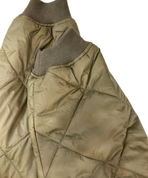 Barbour（バブアー）Barbour (バブアー) Heritage+ CORDING QUILTED JACKET カーキ サイズ:Ｍの古着・服飾アイテム