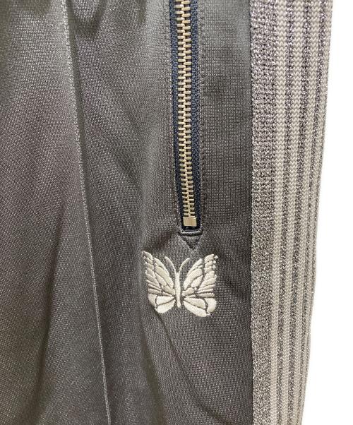 Needles（ニードルズ）Needles (ニードルズ) BREATH (ブレス) NARROW TRACK PANT グレー サイズ:Ｌの古着・服飾アイテム