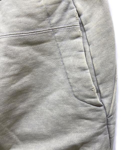 JULIUS（ユリウス）JULIUS (ユリウス) COTTON HEAVY SWEAT TROUSERS グレー サイズ:3の古着・服飾アイテム
