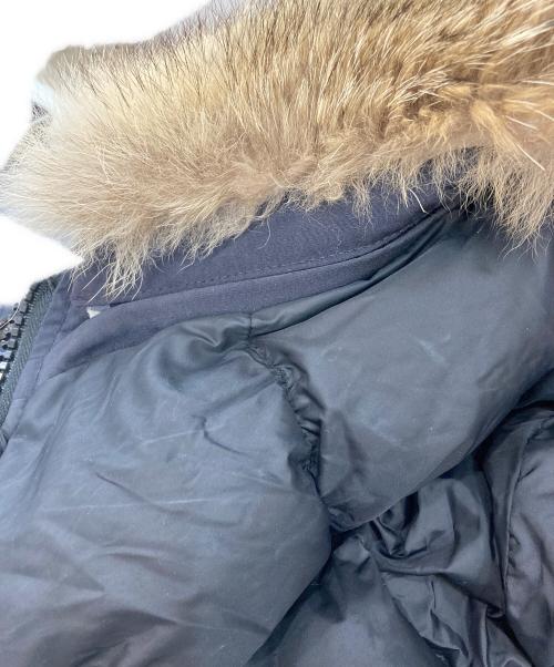 CANADA GOOSE（カナダグース）CANADA GOOSE (カナダグース) MACKENZIE(マッケンジー） /ダウンコート ネイビー サイズ:Mの古着・服飾アイテム