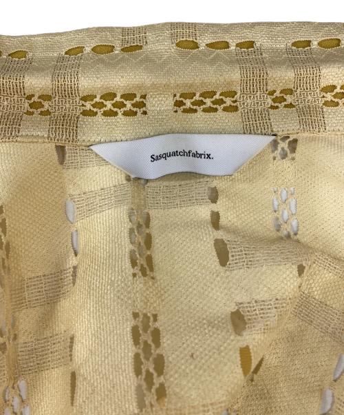 SASQUATCHfabrix.（サスクワッチファブリックス）SASQUATCHfabrix. (サスクワッチファブリックス) CUBE LACE L/S SHIRT イエロー サイズ:Ｌの古着・服飾アイテム