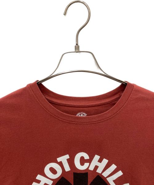RED HOT CHILI PEPPERS（レッドホットチリペッパーズ）red hot chili peppers (レッドホットチリペッパーズ) バンドTシャツ レッド サイズ:XLの古着・服飾アイテム