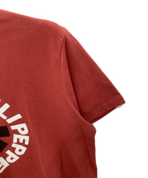 RED HOT CHILI PEPPERS（レッドホットチリペッパーズ）red hot chili peppers (レッドホットチリペッパーズ) バンドTシャツ レッド サイズ:XLの古着・服飾アイテム