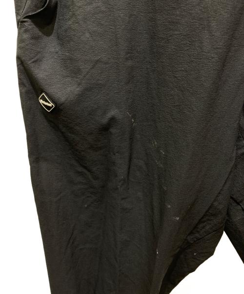 F.C.R.B.（エフシーレアルブリストル）F.C.R.B. (エフシーレアルブリストル) ULTRA LIGHT WEIGHT PANTS ブラック サイズ:Mの古着・服飾アイテム