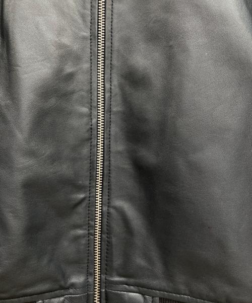 AKM（エーケーエム）AKM (エーケーエム) ラムレザーシングルライダースジャケット グレー サイズ:XLの古着・服飾アイテム